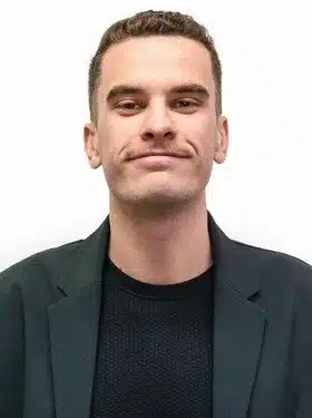 Liam Connolly Floor Manager